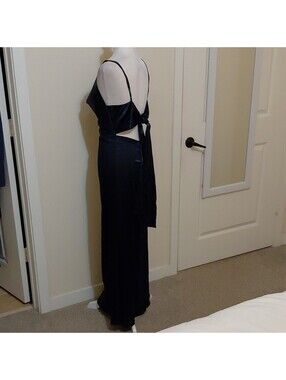 Women’s Navy Satin V-Neck Maxi Dress Backless Tie Adjustable EUC Straps #1017